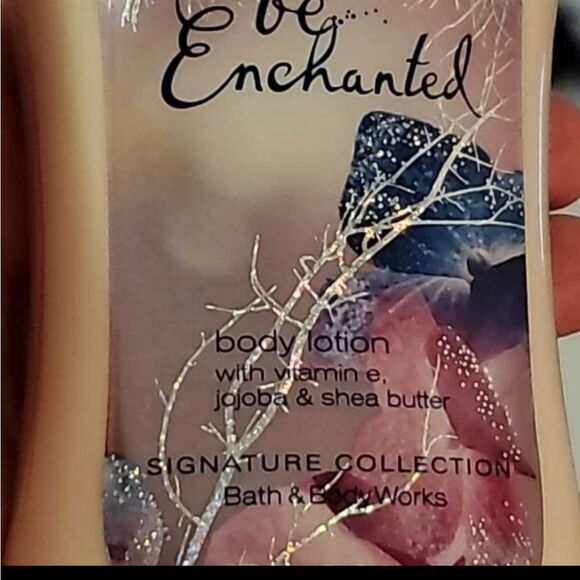 NEW 8oz BE ENCHANTED Hard To Find Bath & Body Works shea lotion - Picture 5 of 6